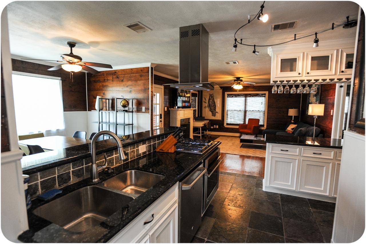 The Coyle Cabin - Close To Downtown, Stadiums, U Of H, Med Center هيوستن المظهر الخارجي الصورة